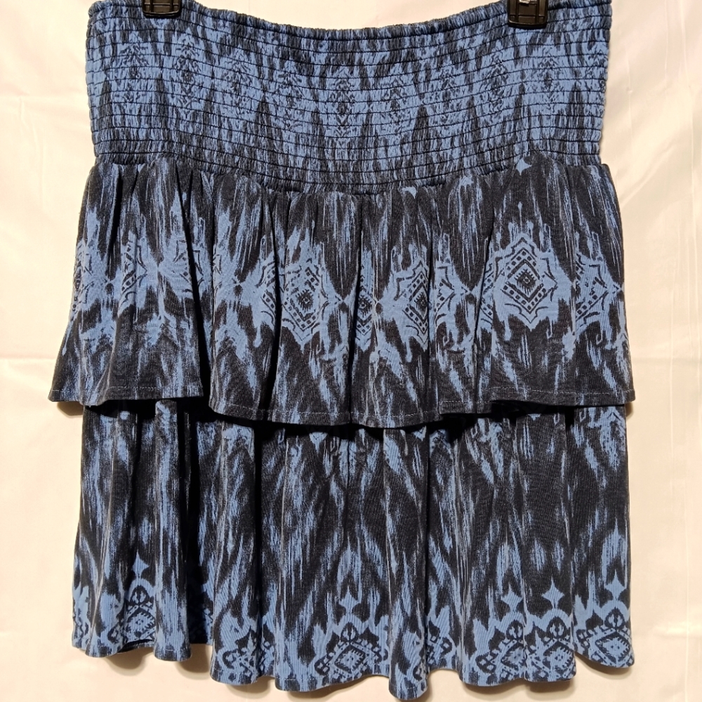 Cato EUC Women's Skirt, Dusty & Midnight Blue Pattern, Size Medium